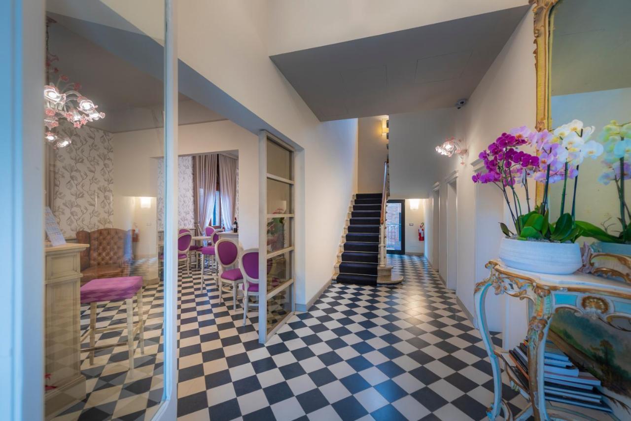 Villa Elda Boutique Hotel シエーナ エクステリア 写真