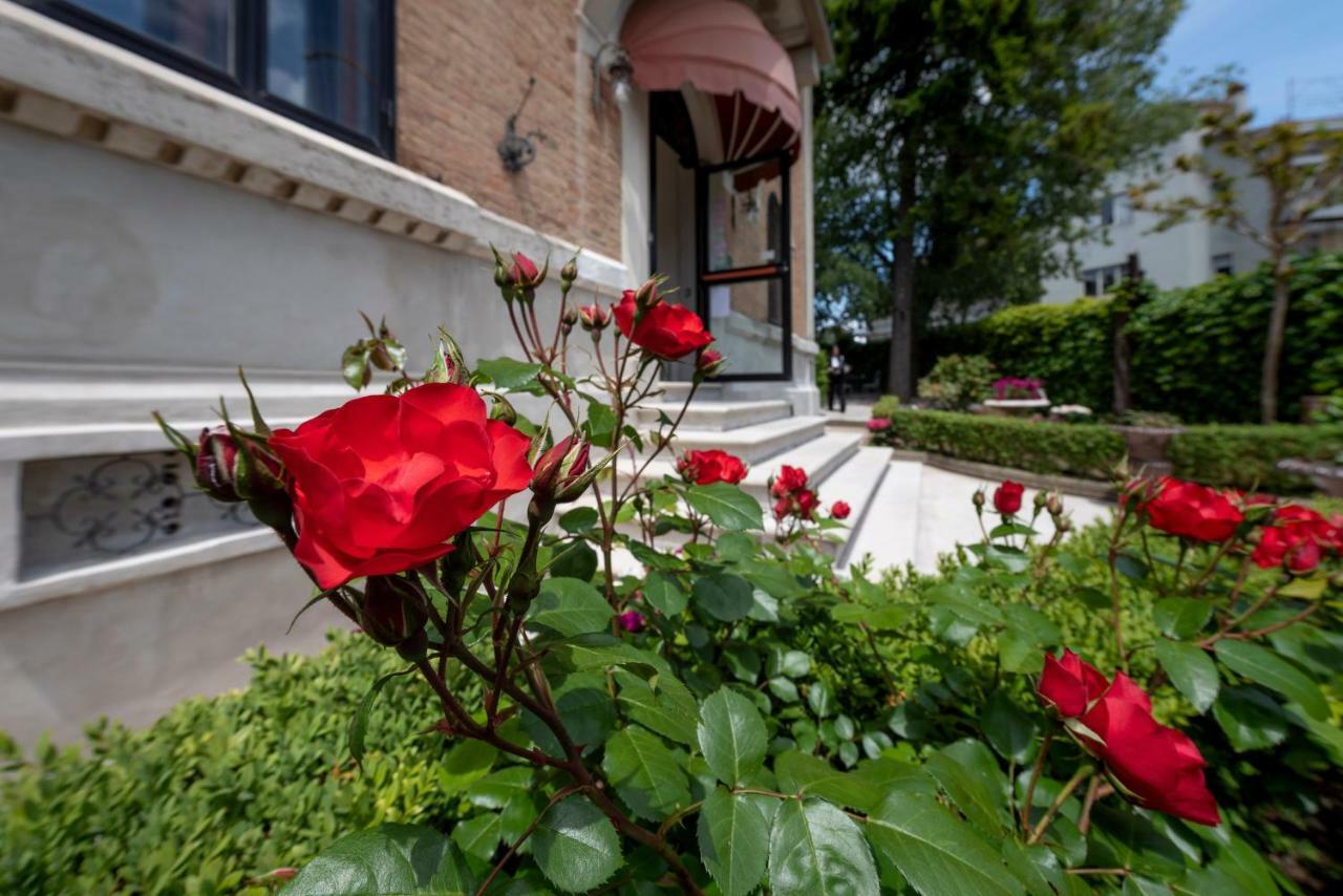 Villa Elda Boutique Hotel シエーナ エクステリア 写真